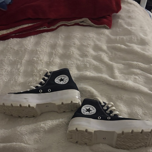 Converse All Star Lugged Platform Sneaker Black/White Womans size 9 - Picture 2 of 5